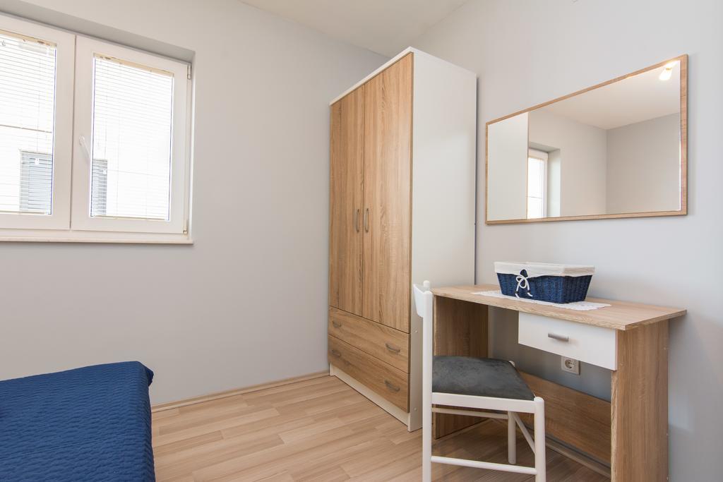 Apartments Mate トゥラニ エクステリア 写真